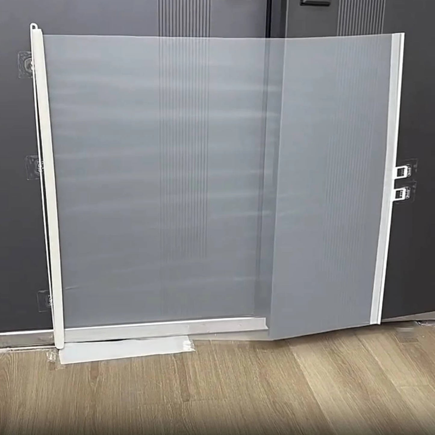 Retractable Dog Gate Prevent Your Dogs Cats from Jumping over for Deck Patio Mesh Baby Gate Mesh Dog Gate for Doorways Stairs